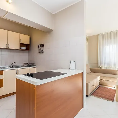 Apartment Makora
